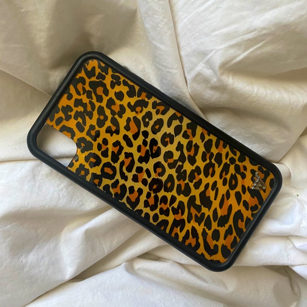 Wildflower cheetah phone case
